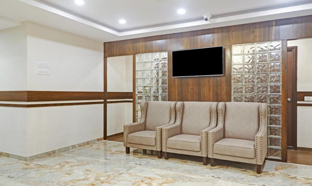 Treebo Arastu Grand Hotel Hyderabad Ngoại thất bức ảnh