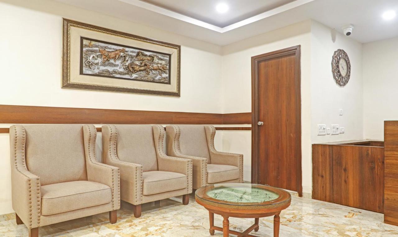 Treebo Arastu Grand Hotel Hyderabad Ngoại thất bức ảnh