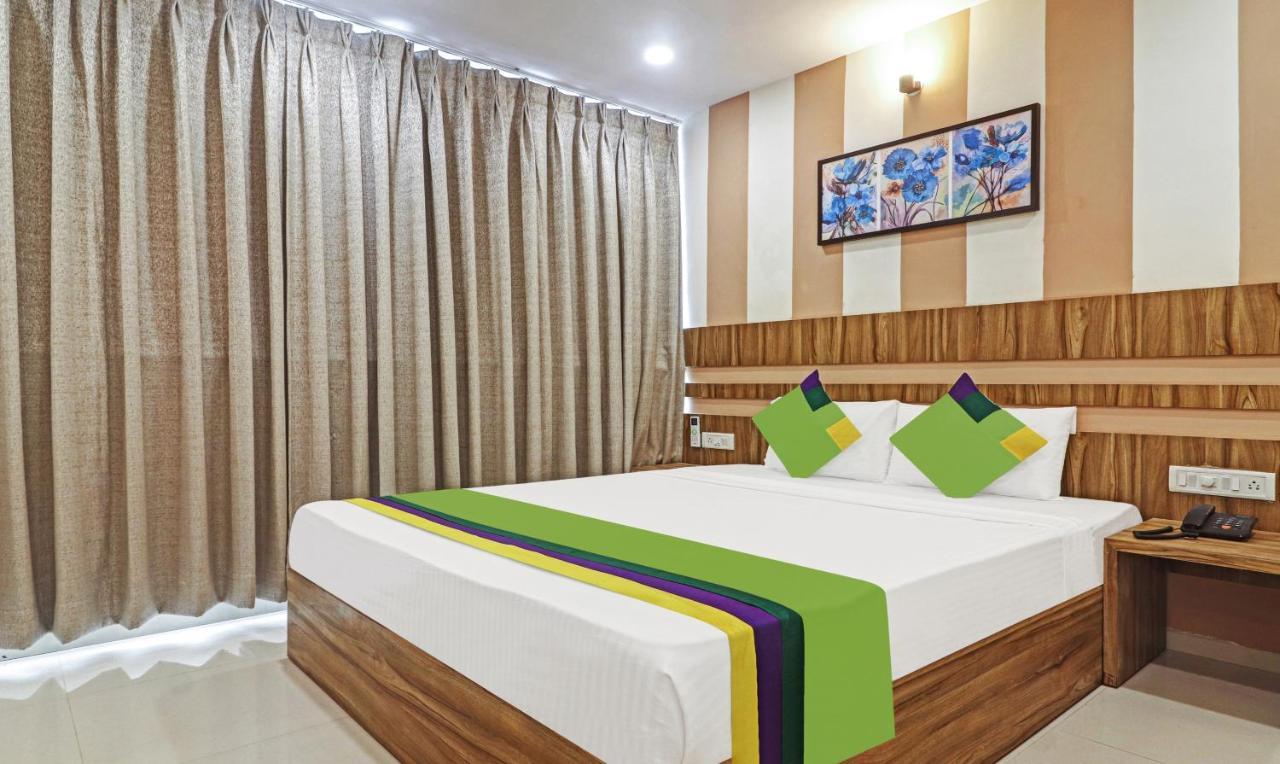 Treebo Arastu Grand Hotel Hyderabad Ngoại thất bức ảnh