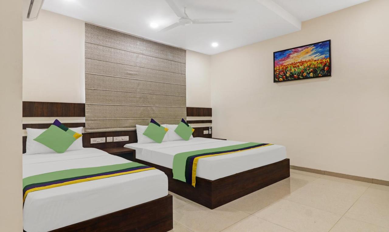 Treebo Arastu Grand Hotel Hyderabad Ngoại thất bức ảnh